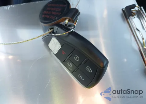 2022 Chevrolet Silverado 1500 2Wd Short Bed Lt from USA, damaged, VIN 1GCPACEK1NZ605638